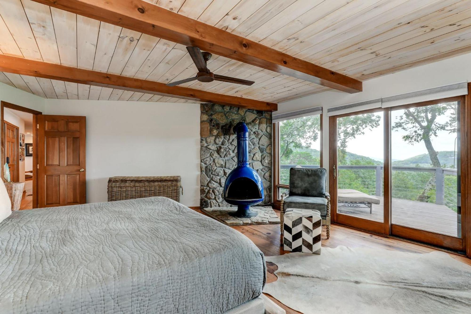 Falken Haus - Relax In Seclusion With Panoramic Lake Views Jasper Exterior photo