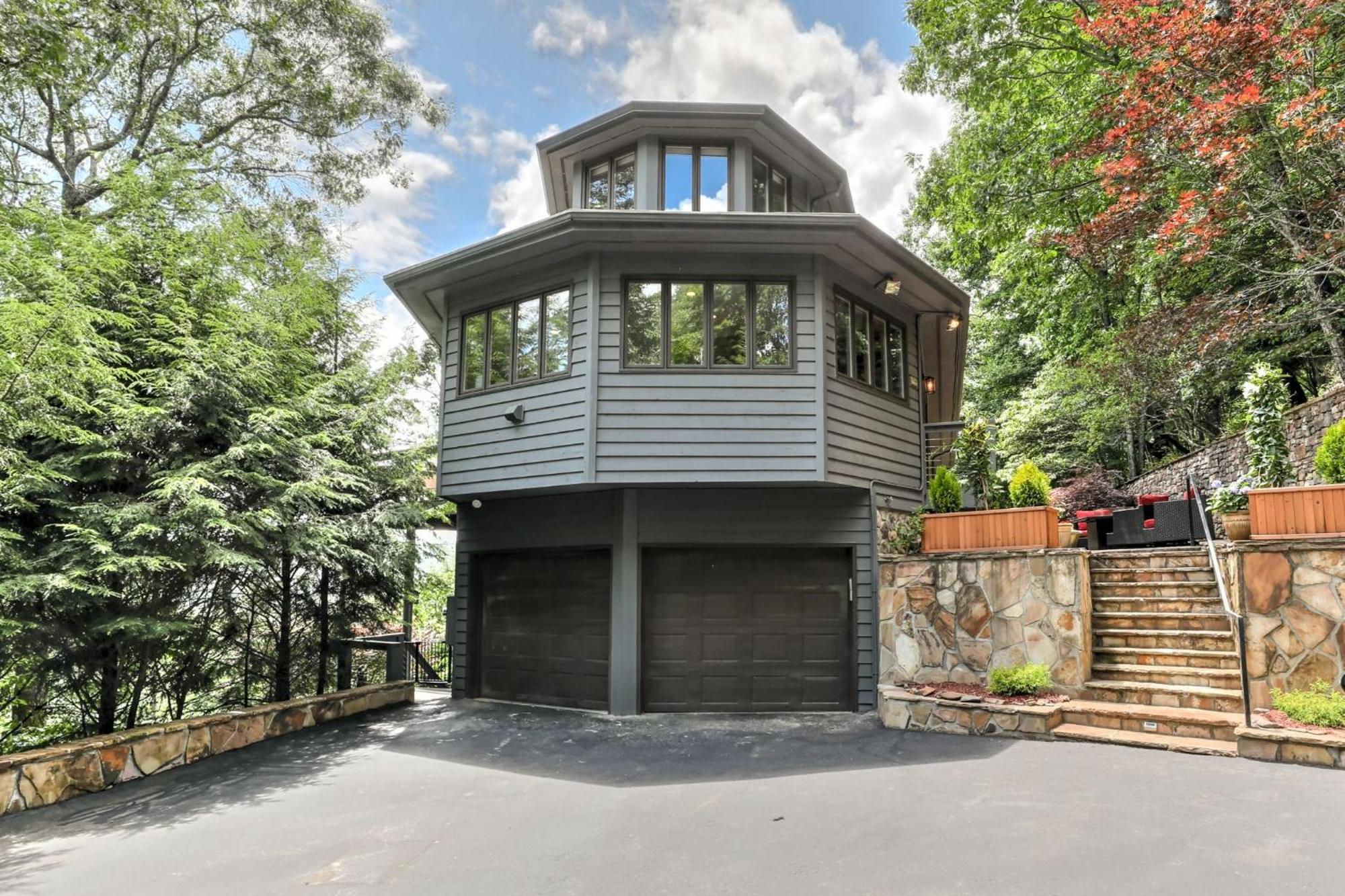 Falken Haus - Relax In Seclusion With Panoramic Lake Views Jasper Exterior photo