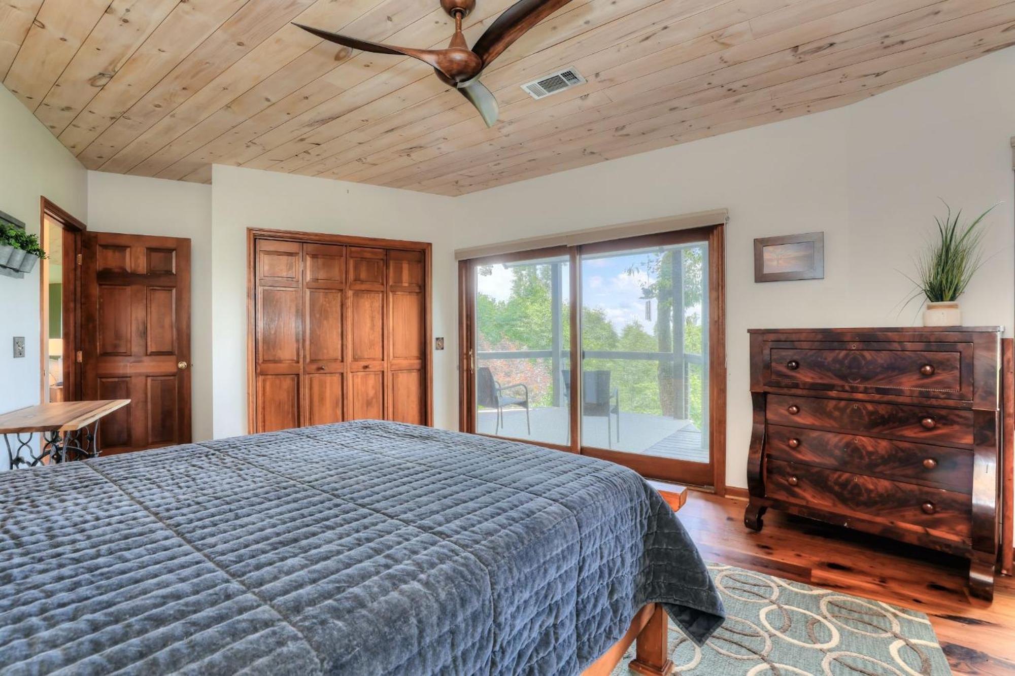 Falken Haus - Relax In Seclusion With Panoramic Lake Views Jasper Exterior photo